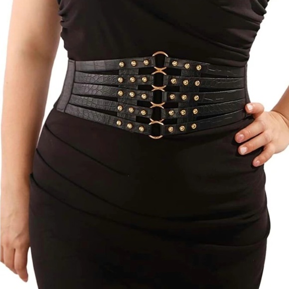 Accessories - Women's Punk Style Rivet & O-ring
Decorated Wide Belt